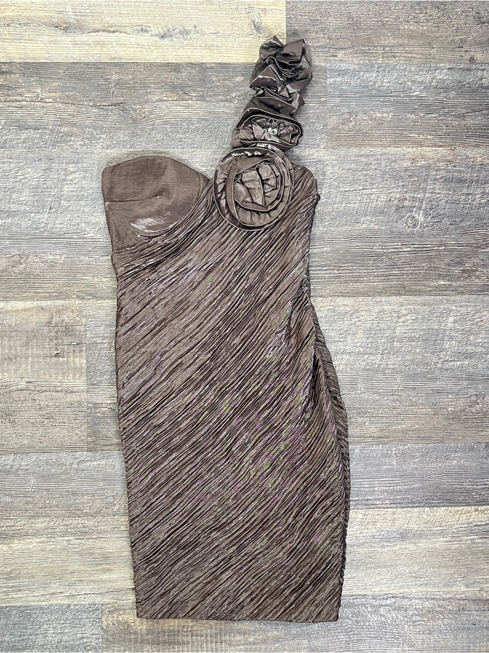 Romeo & Juliet Couture One-Shoulder Ruched Dress in Brown size medium M B86